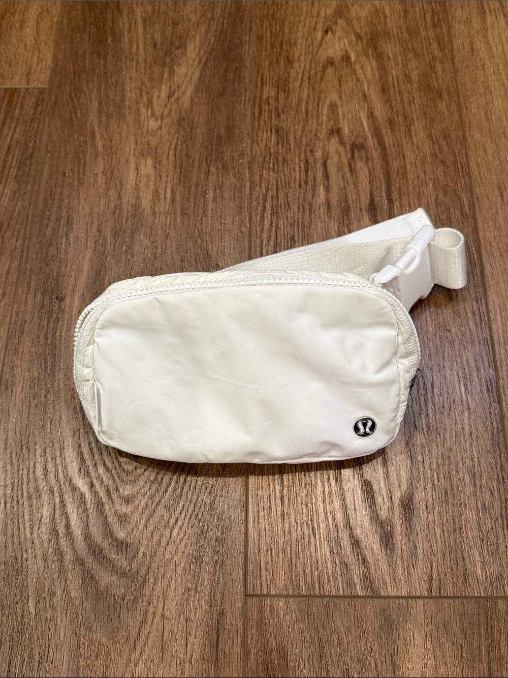 Lululemon Everywhere Belt Bag